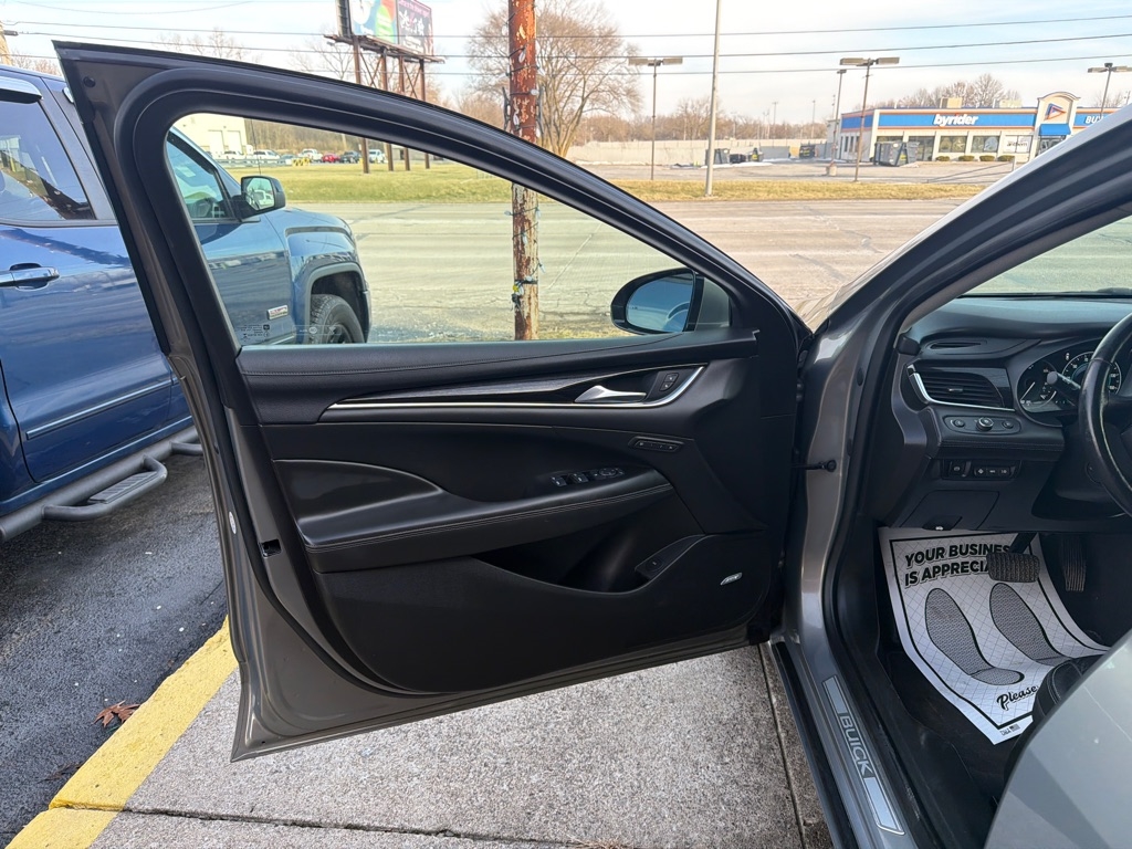 Buick LaCrosse  2017