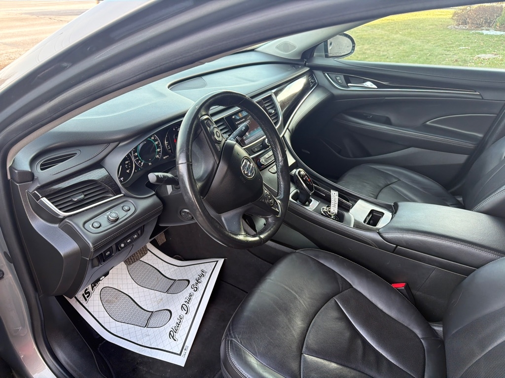 Buick LaCrosse  2017