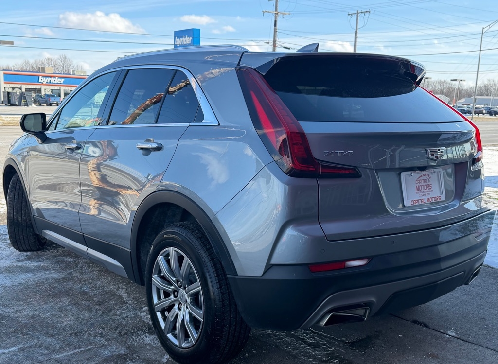 Cadillac XT4  2023