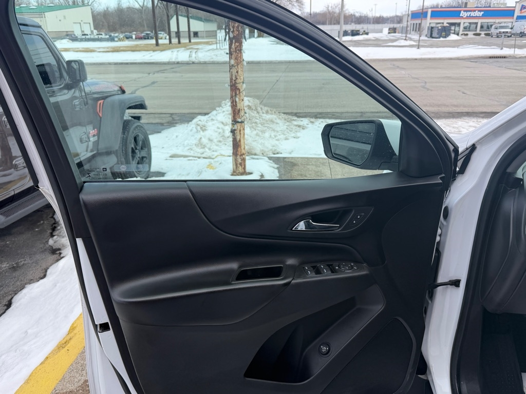 Chevrolet Equinox  2022