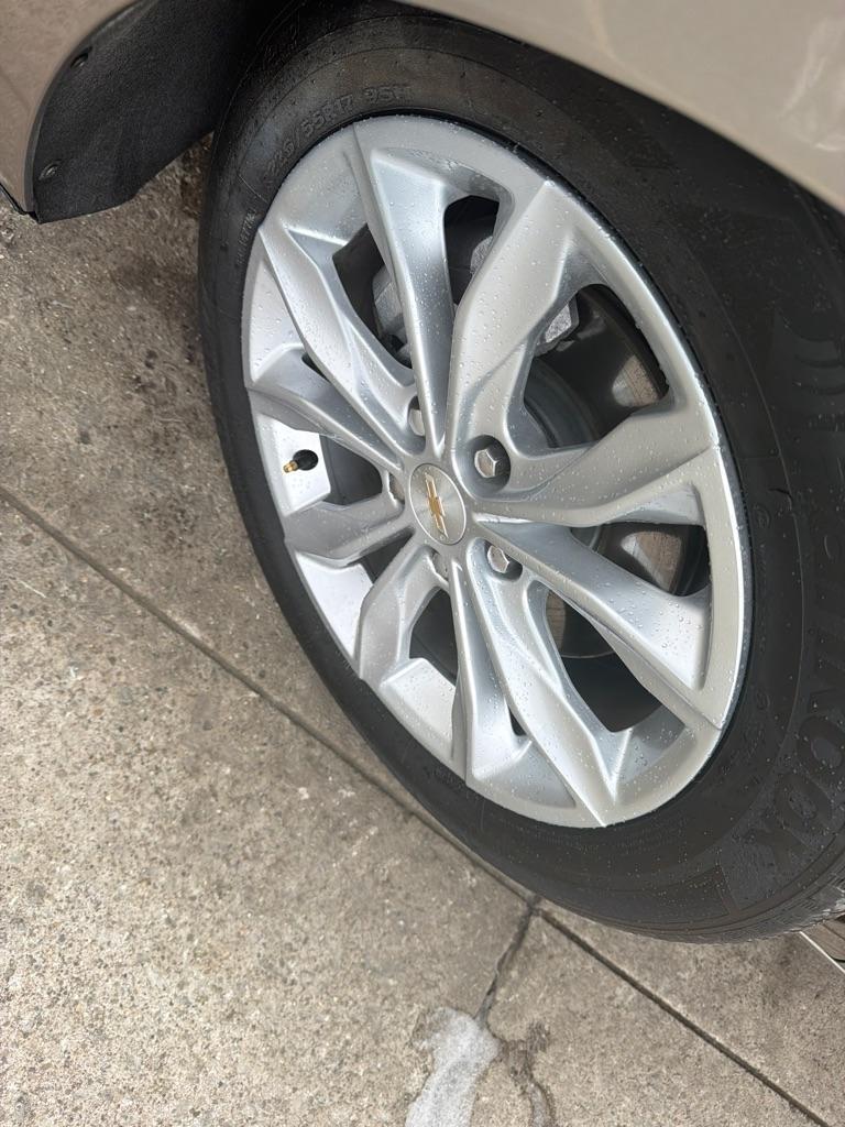 Chevrolet Malibu  2025