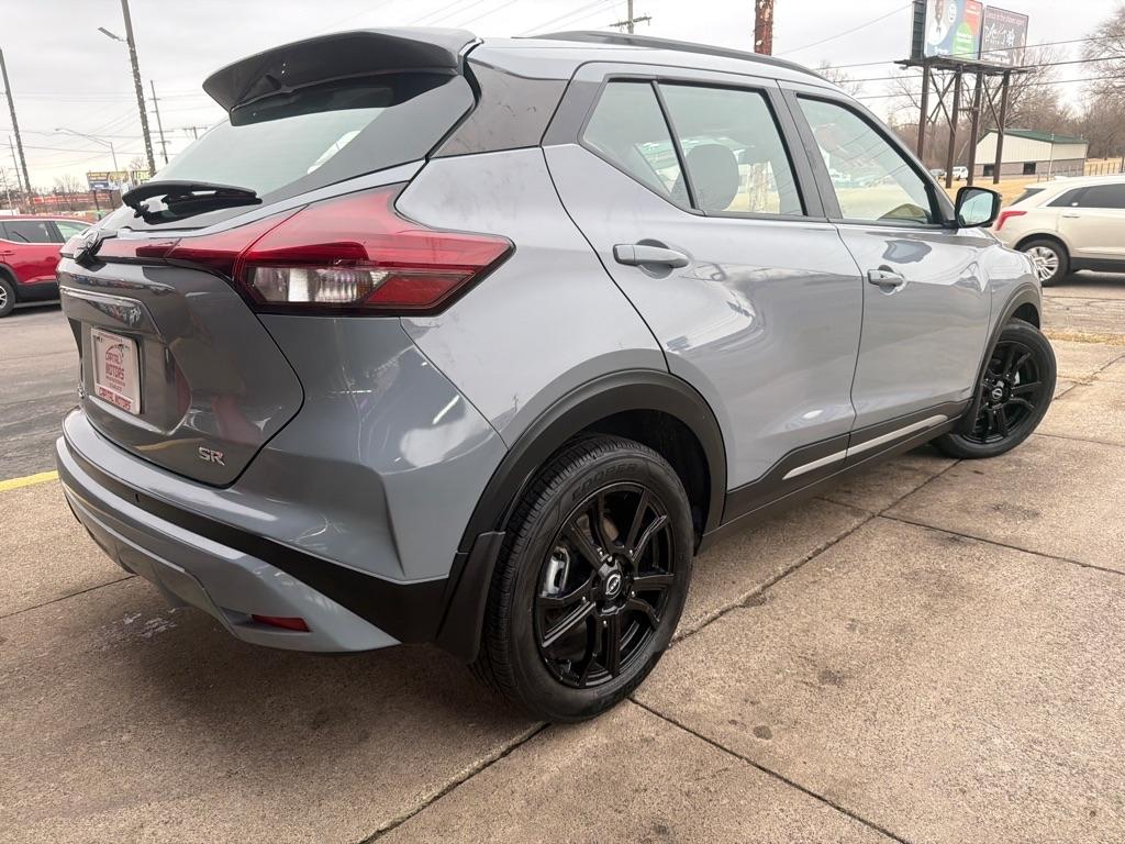 2023 Nissan Kicks SR