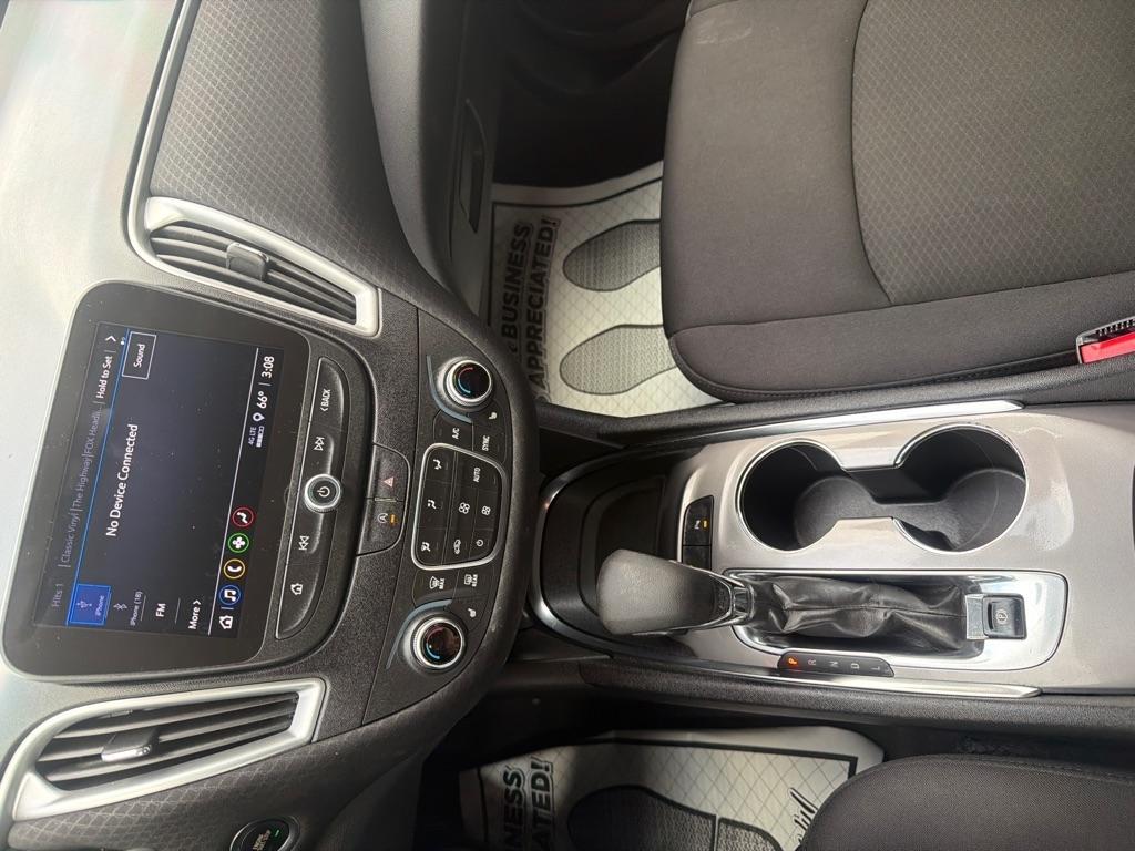 Chevrolet Malibu  2024