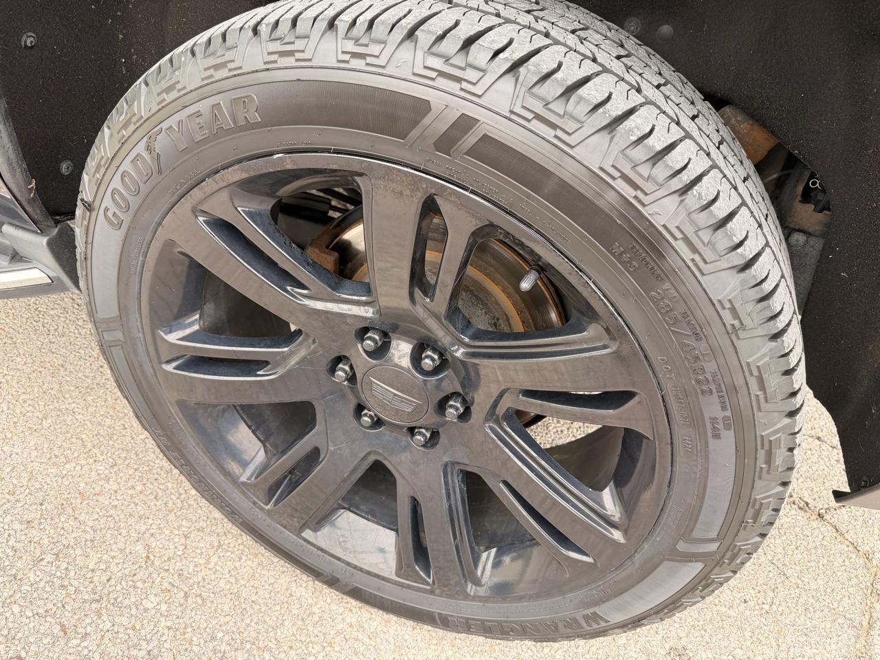 Cadillac Escalade 4WD 4dr Luxury 2017
