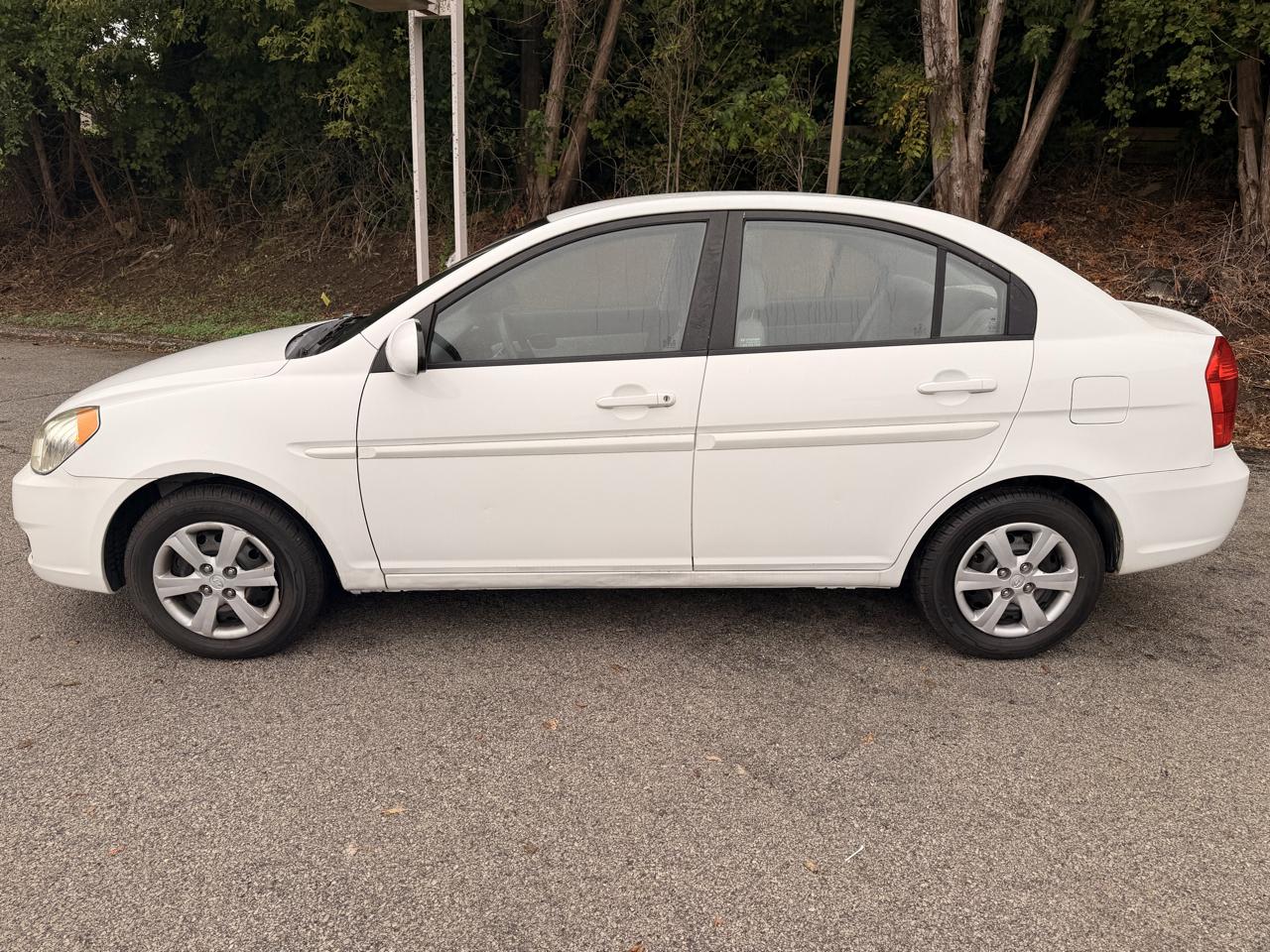 Hyundai Accent 4dr Sdn Auto GLS 2009