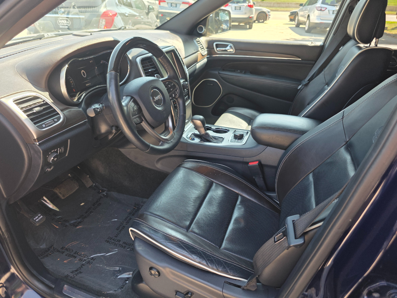 Jeep Grand Cherokee Overland 4x4 2017 Jeep Grand Cherokee Overland 4x4 2017