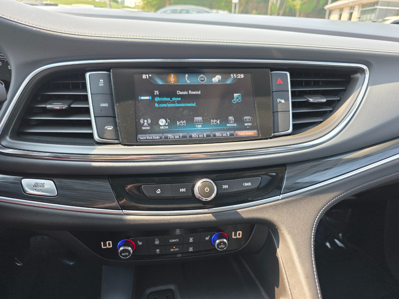 Buick Enclave AWD 4dr Essence 2018 Buick Enclave AWD 4dr Essence 2018