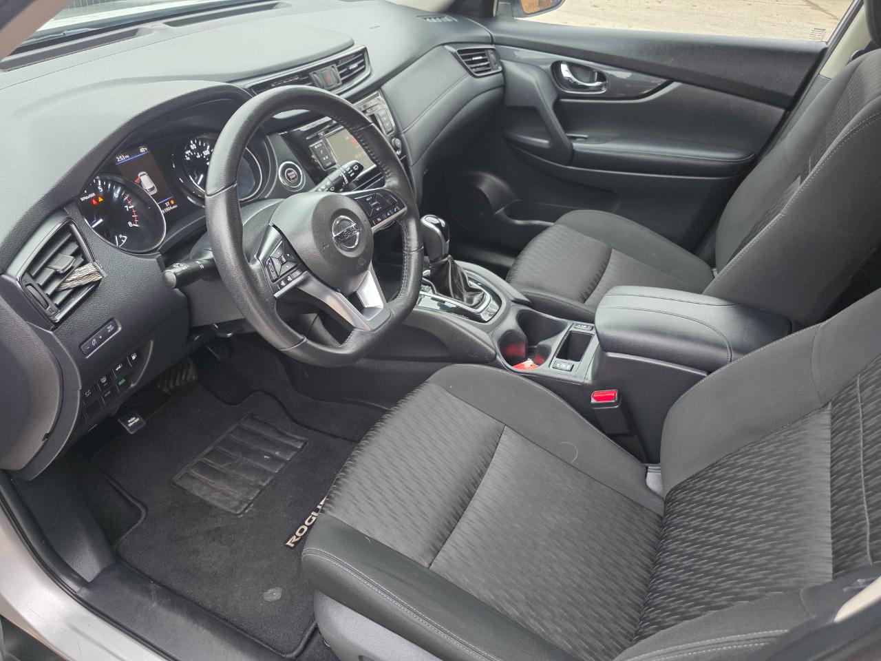 Nissan Rogue FWD SV 2020