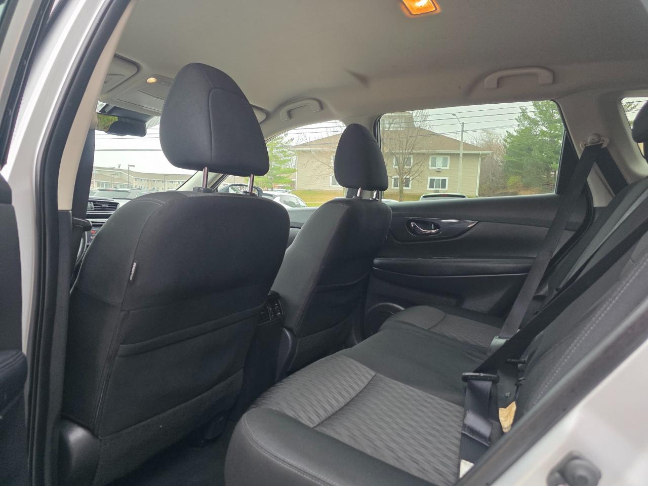 Nissan Rogue FWD SV 2020