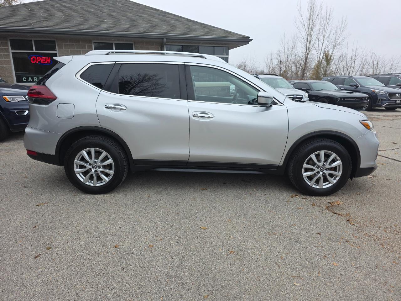 Nissan Rogue FWD SV 2020