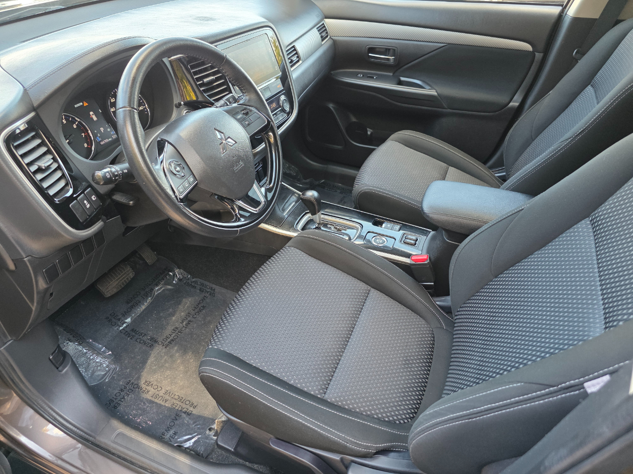 Mitsubishi Outlander 2WD 4dr SE 2018 Mitsubishi Outlander 2WD 4dr SE 2018