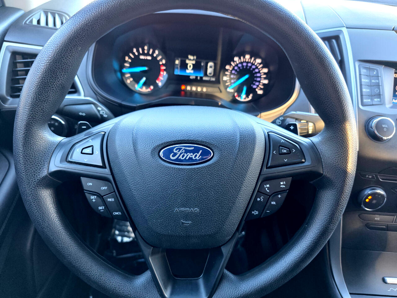 Ford Edge SE FWD 2017