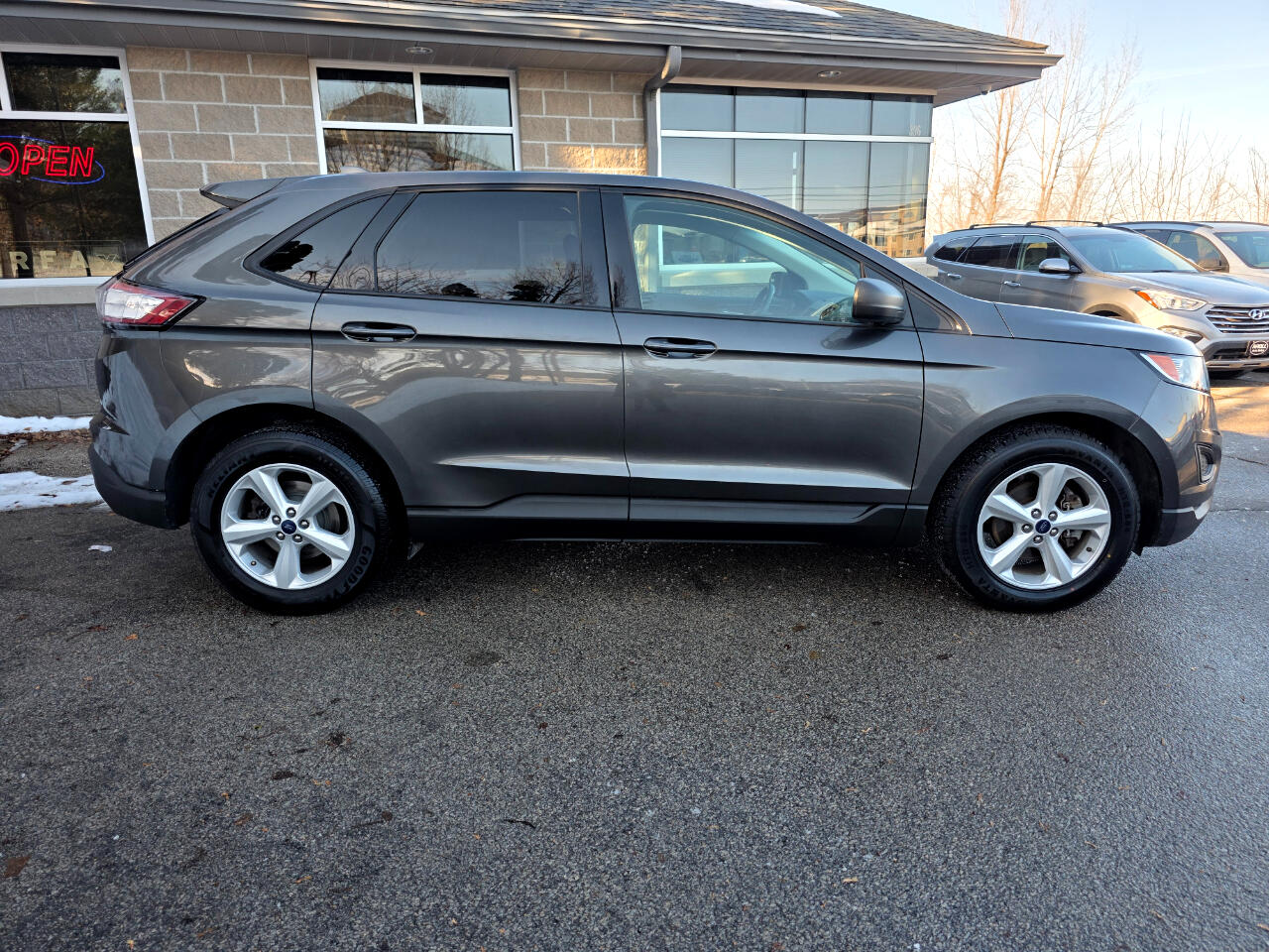 Ford Edge SE FWD 2017