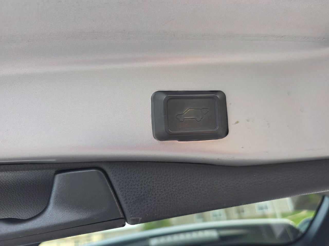 Toyota RAV4 Hybrid XLE AWD (Natl) *Ltd Avail* 2020