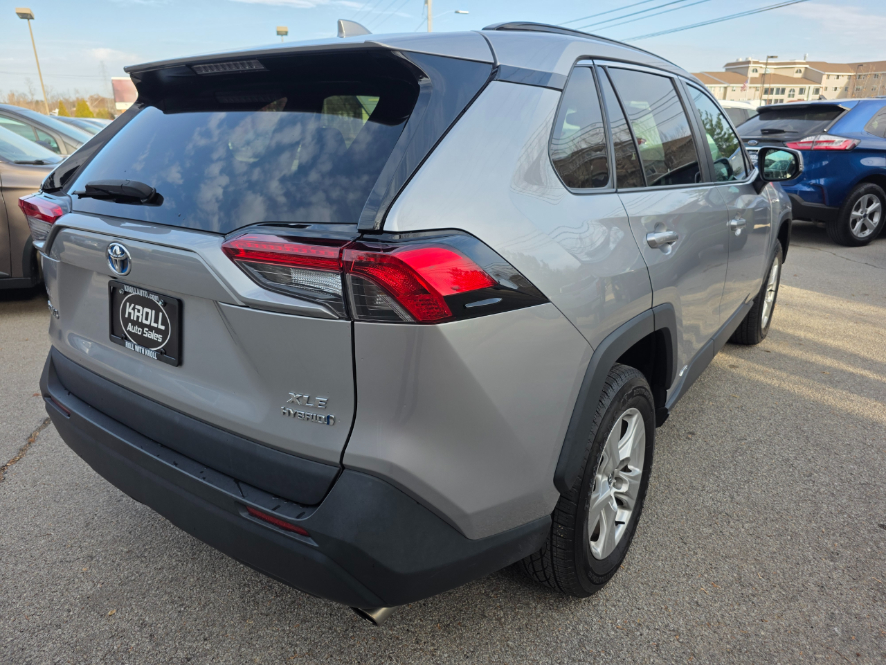 Toyota RAV4 Hybrid XLE AWD (Natl) *Ltd Avail* 2020