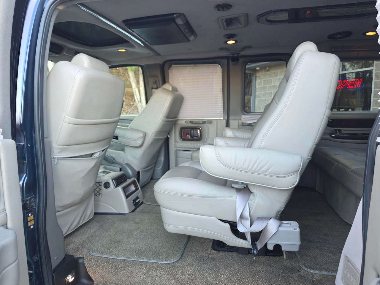 Chevrolet Express Cargo Van RWD 1500 135" YF7 Upfitter 2008