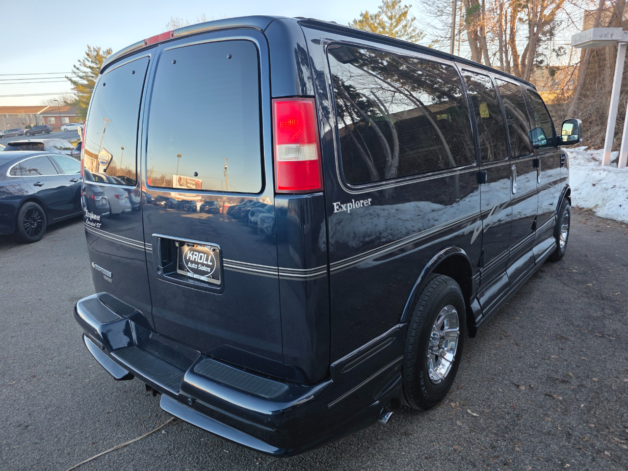 Chevrolet Express Cargo Van RWD 1500 135" YF7 Upfitter 2008