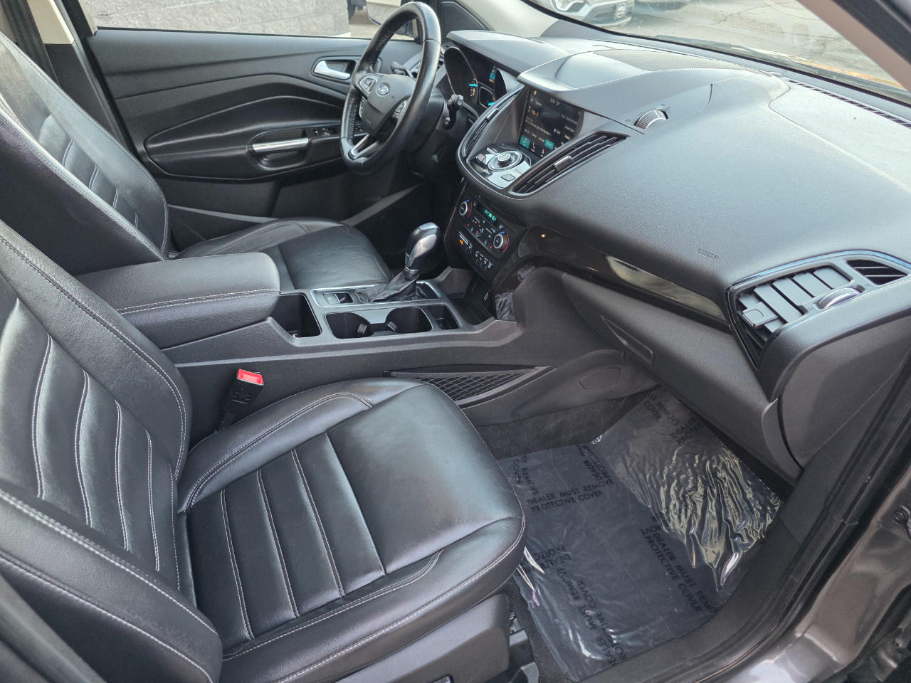 Ford Escape Titanium 4WD 2019