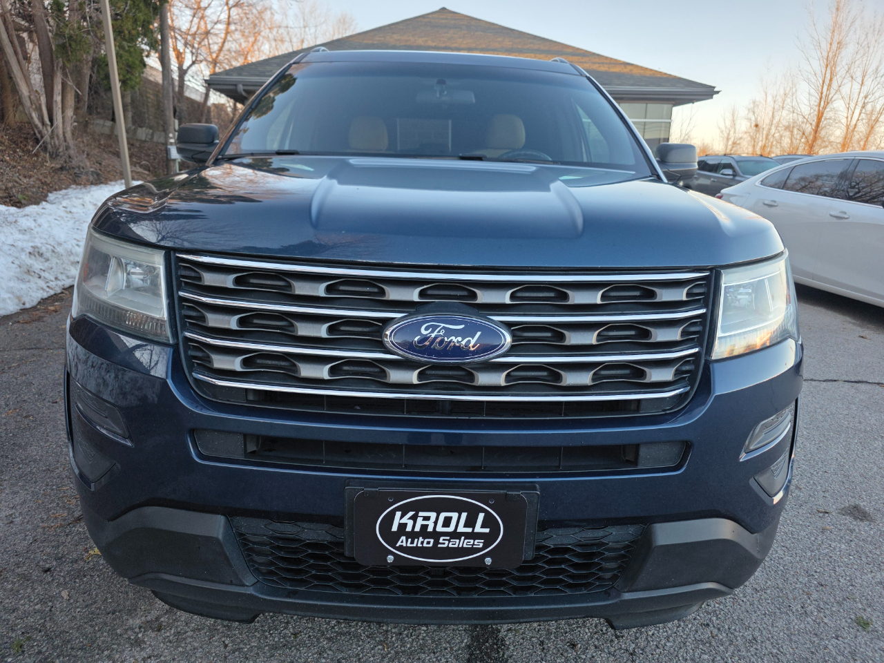 Ford Explorer Base FWD 2017