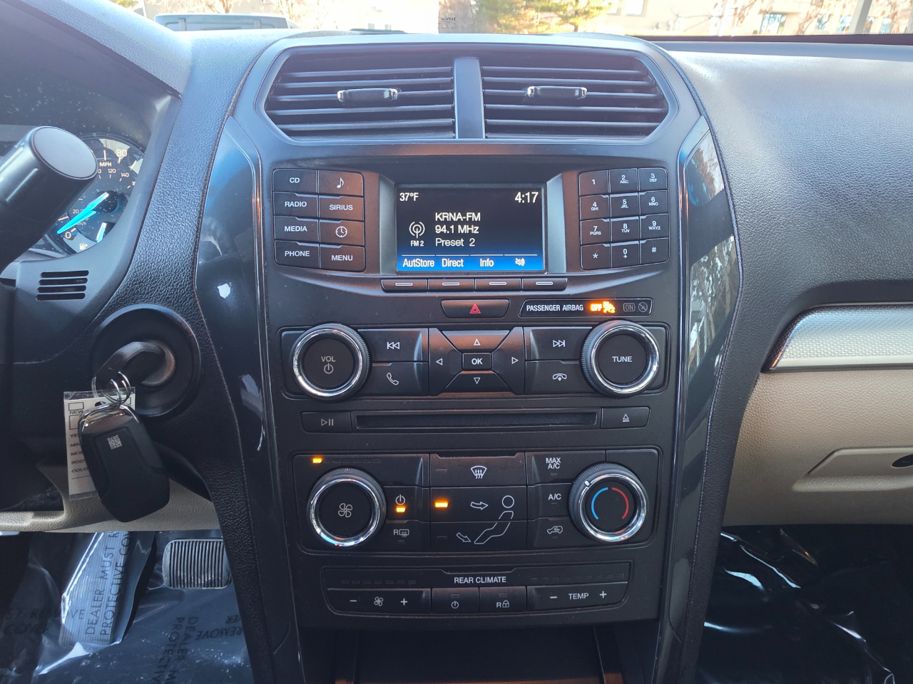 Ford Explorer Base FWD 2017