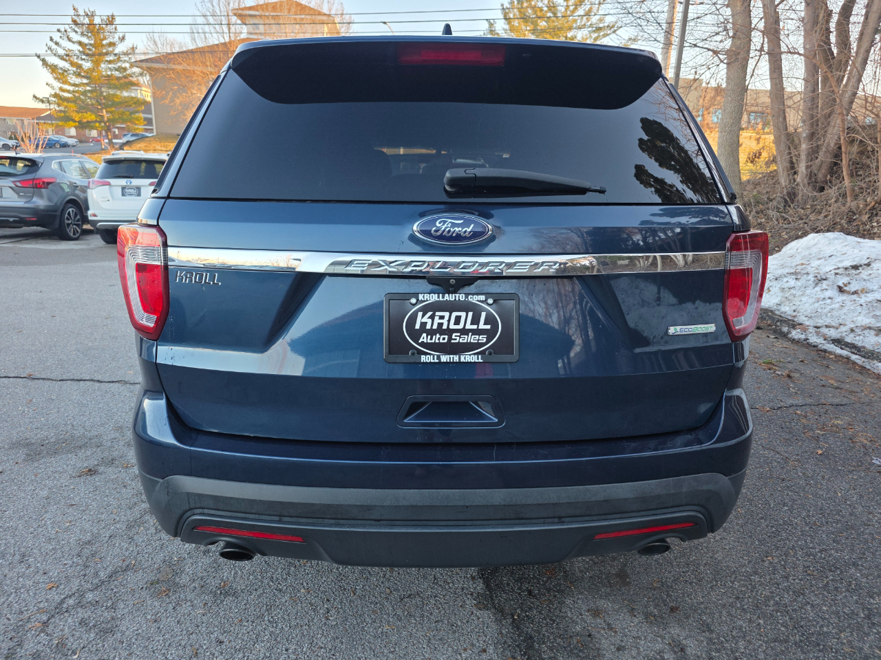 Ford Explorer Base FWD 2017