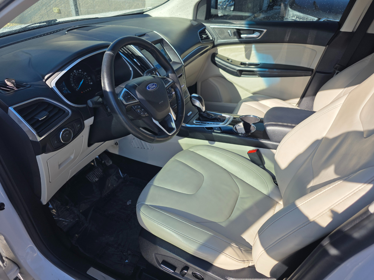 Ford Edge 4dr Titanium AWD 2016