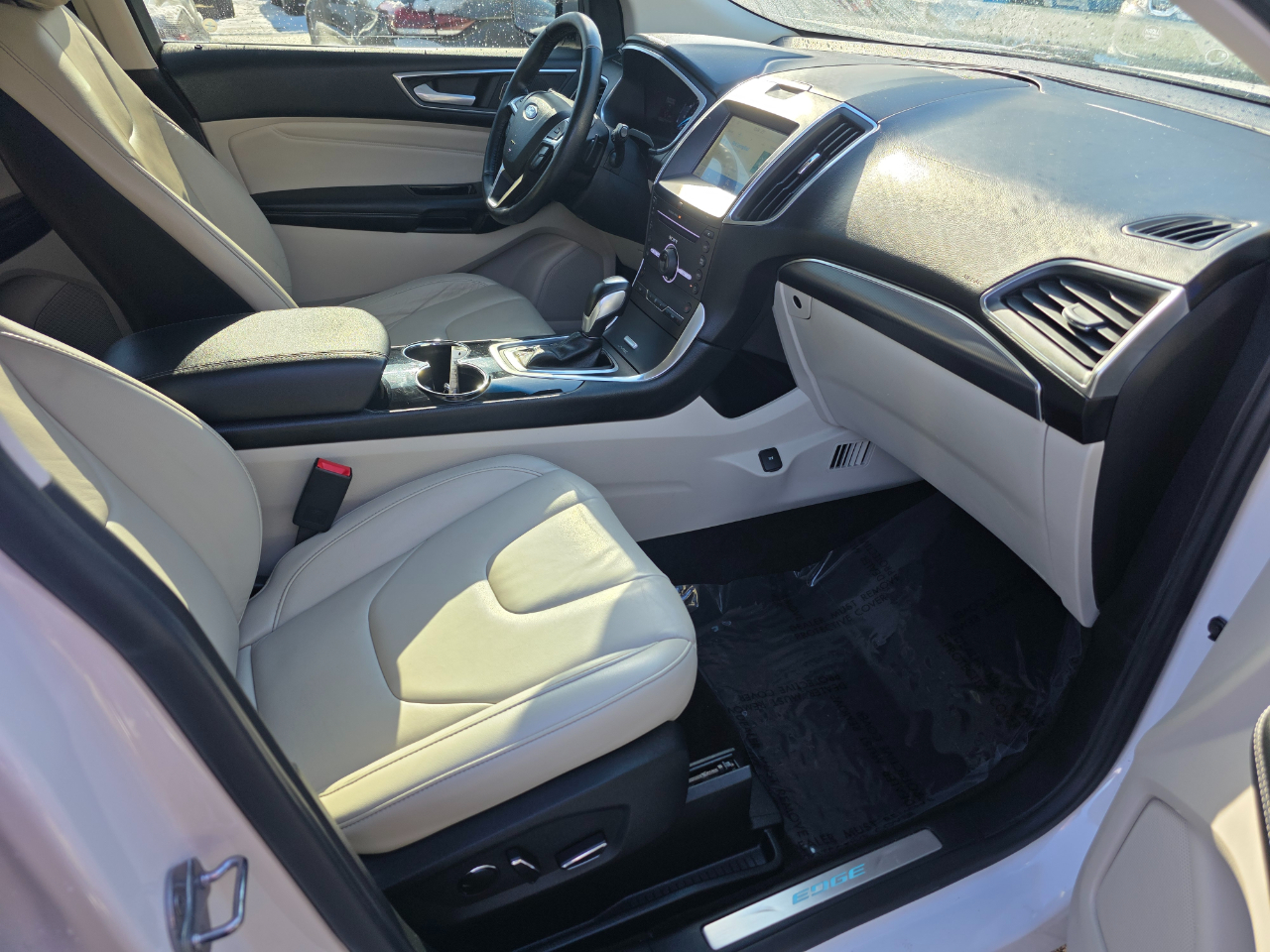 Ford Edge 4dr Titanium AWD 2016