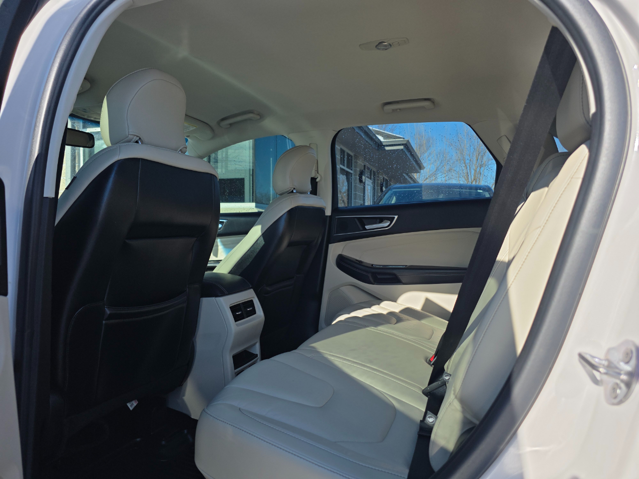 Ford Edge 4dr Titanium AWD 2016