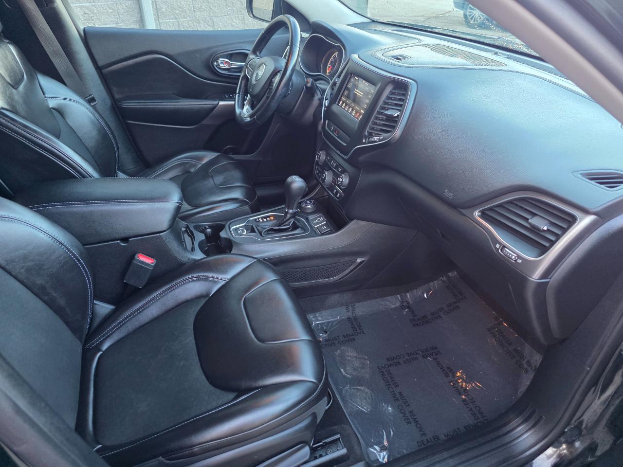 Jeep Cherokee Latitude Plus 4x4 2020