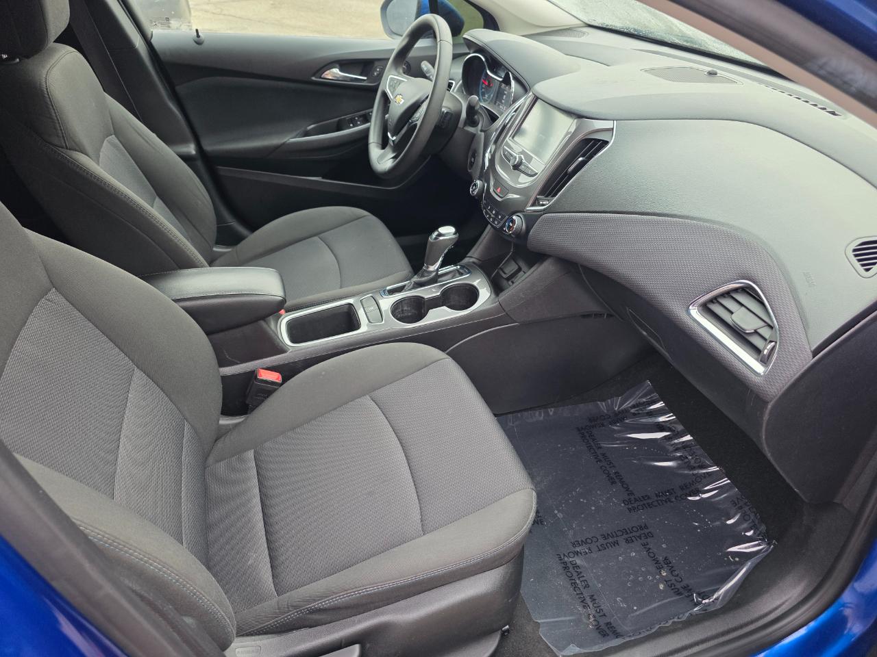 Chevrolet Cruze 4dr Sdn 1.4L LT w/1SD 2017