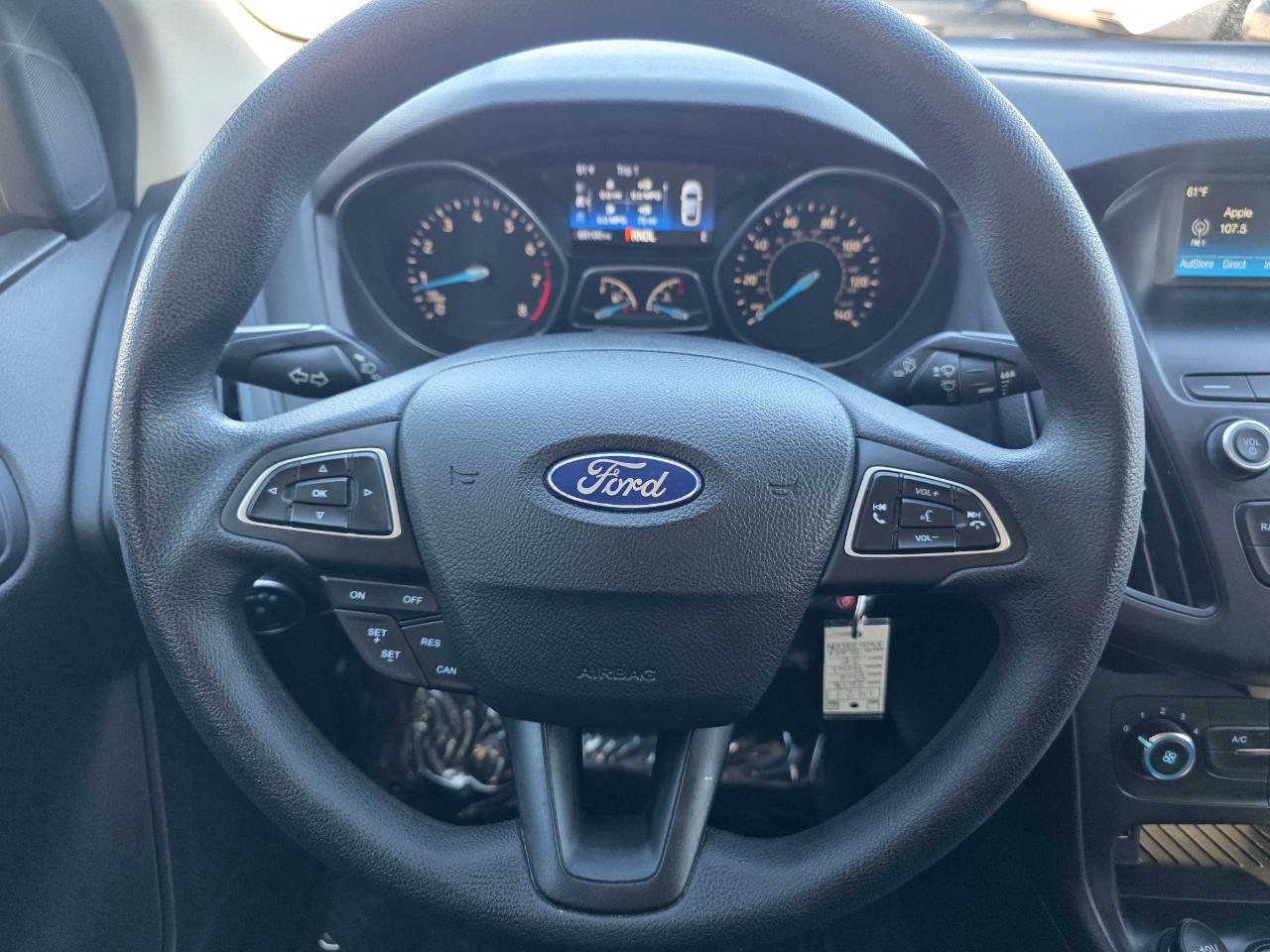 Ford Focus SE Sedan 2018