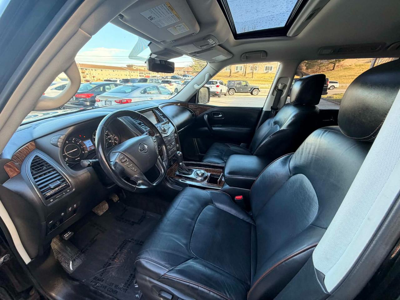Nissan Armada 4x4 Platinum 2019
