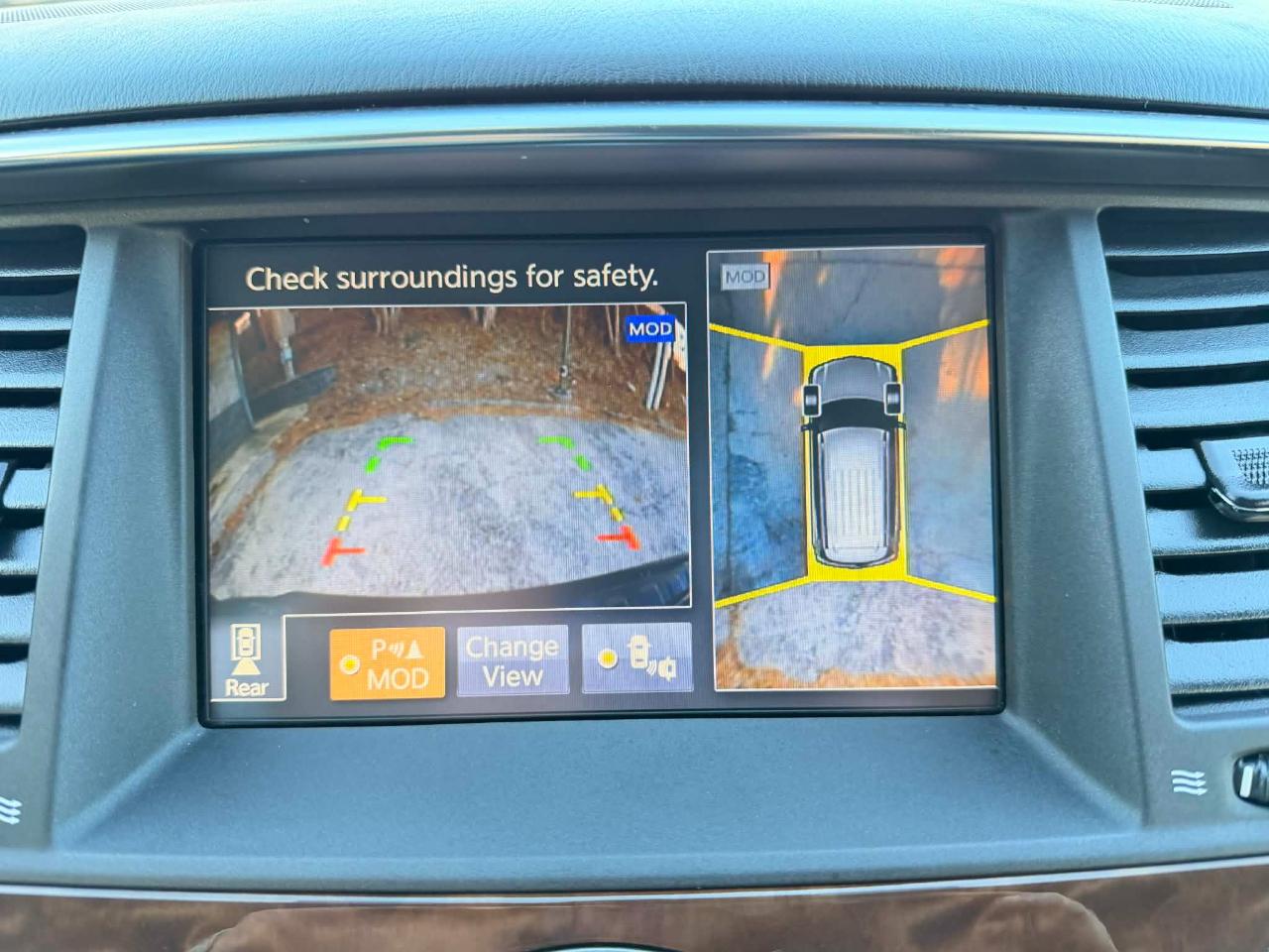 Nissan Armada 4x4 Platinum 2019