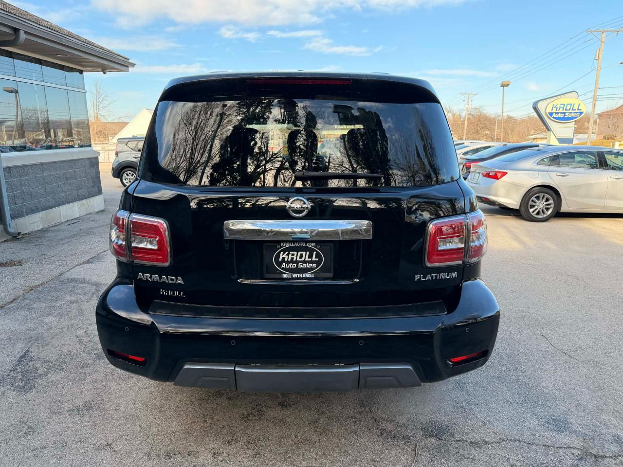 Nissan Armada 4x4 Platinum 2019