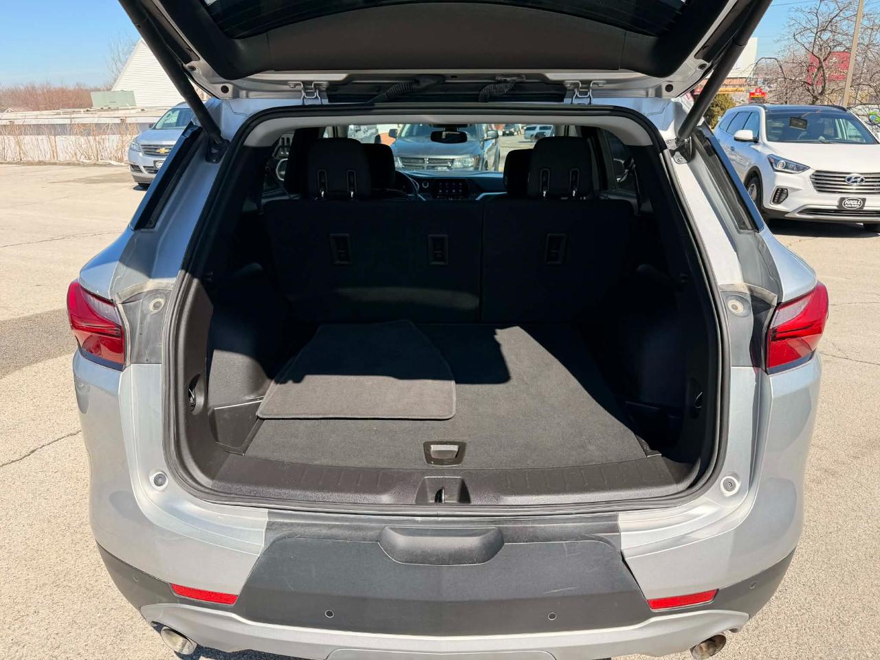 Chevrolet Blazer AWD 4dr w/2LT 2019