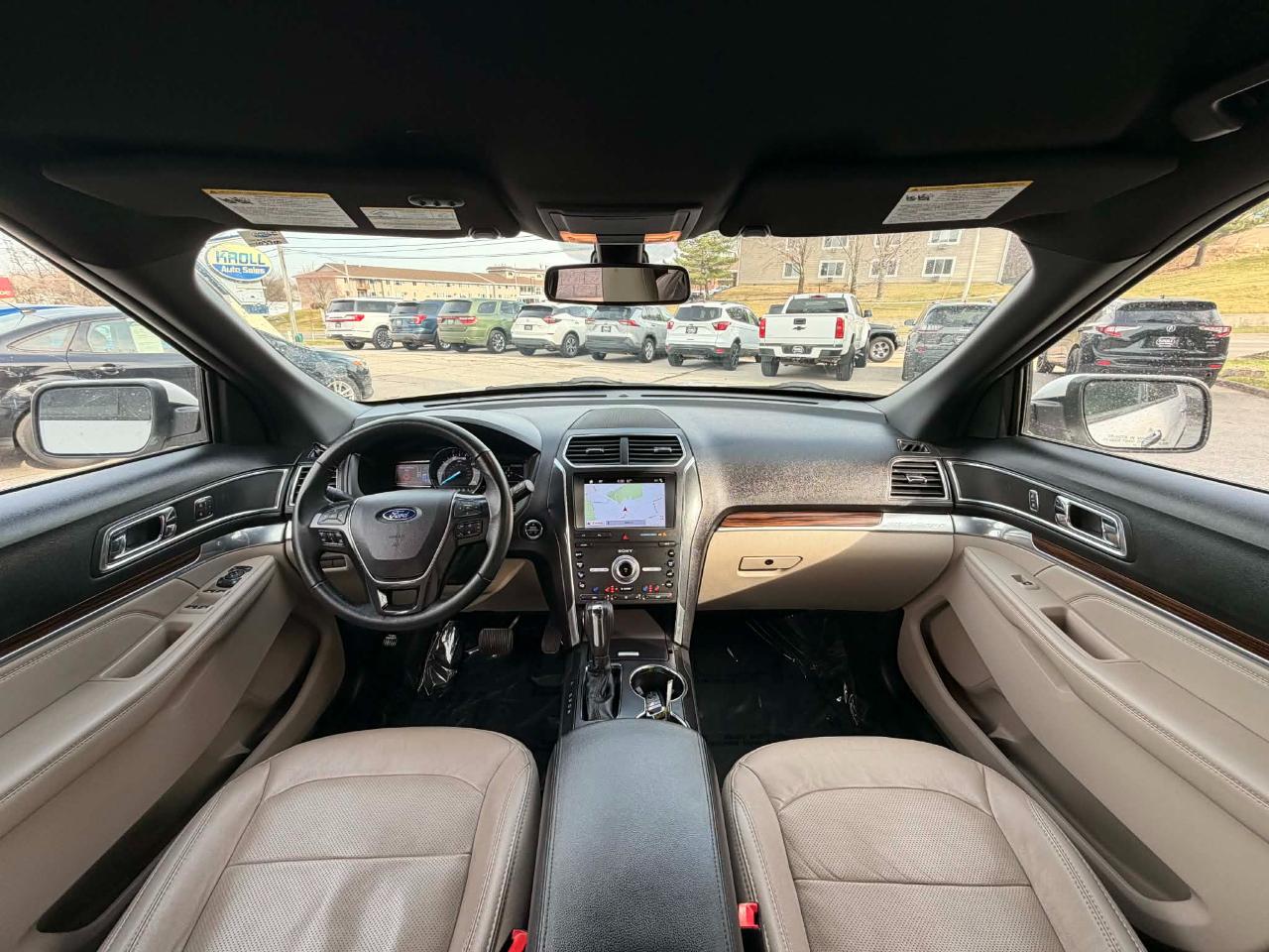 Ford Explorer Limited FWD 2019