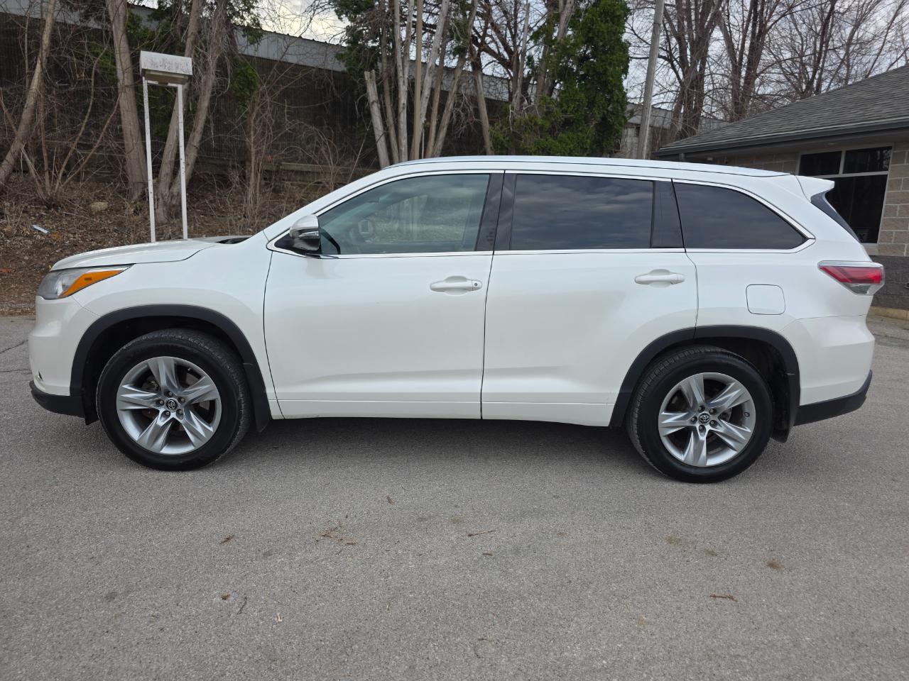 Toyota Highlander AWD 4dr V6 Limited (Natl) 2016