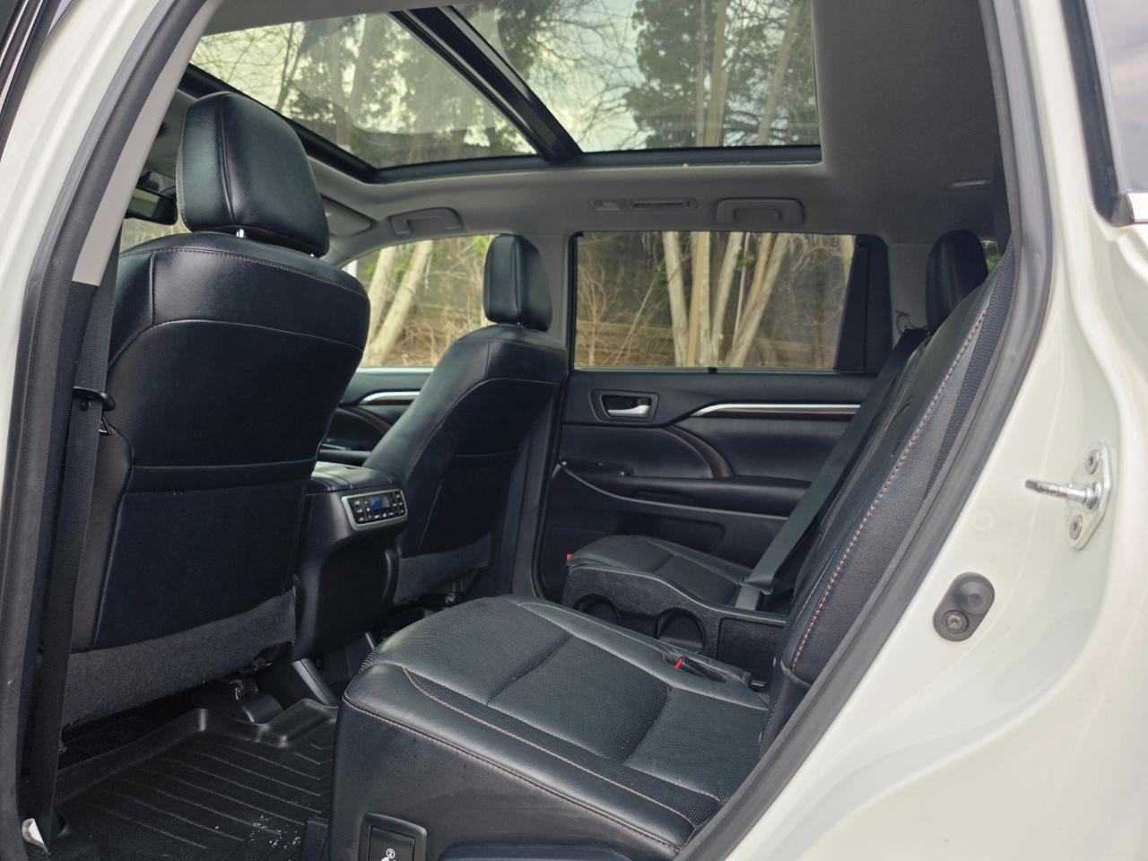 Toyota Highlander AWD 4dr V6 Limited (Natl) 2016