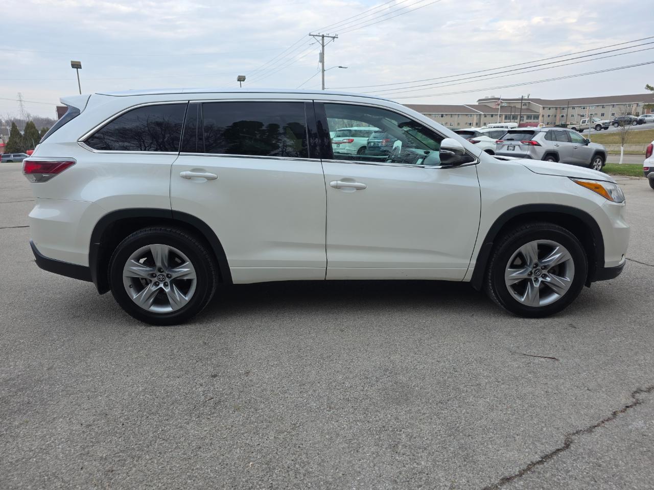 Toyota Highlander AWD 4dr V6 Limited (Natl) 2016