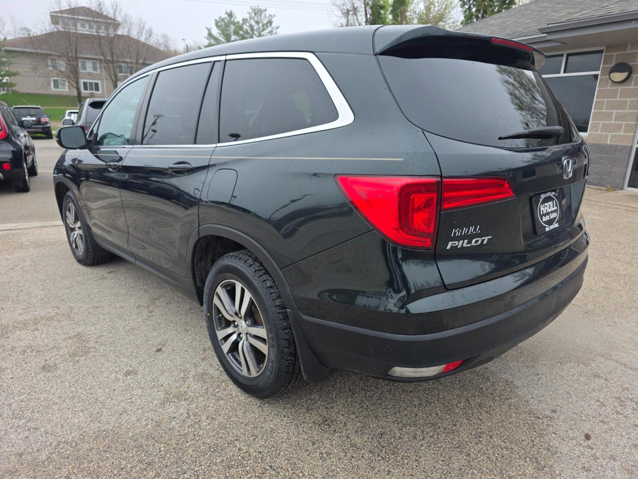 Honda Pilot 2WD 4dr EX 2016