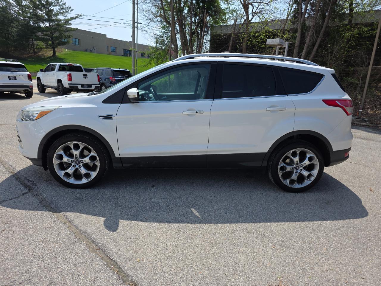 Ford Escape 4WD 4dr Titanium 2015