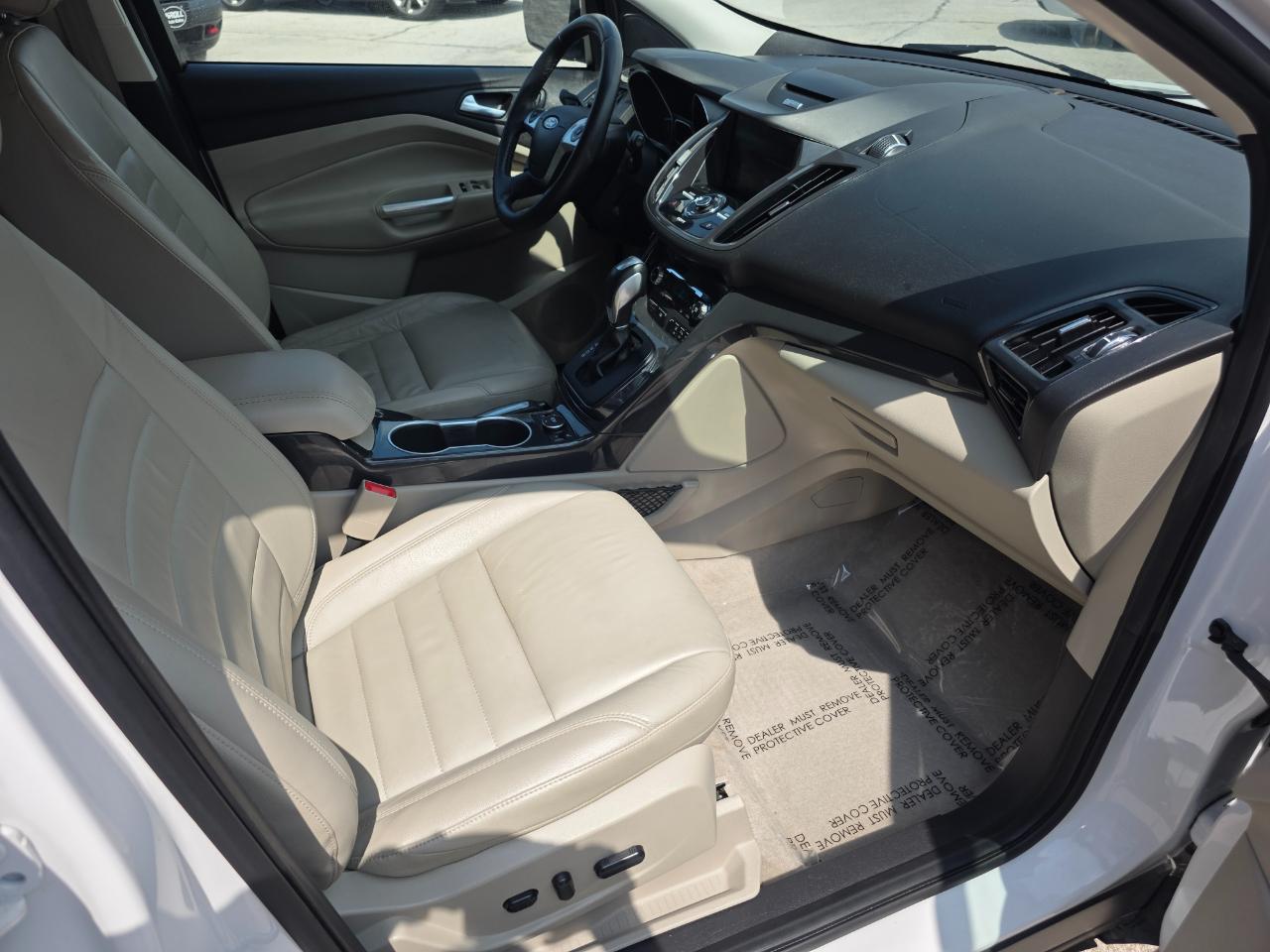 Ford Escape 4WD 4dr Titanium 2015