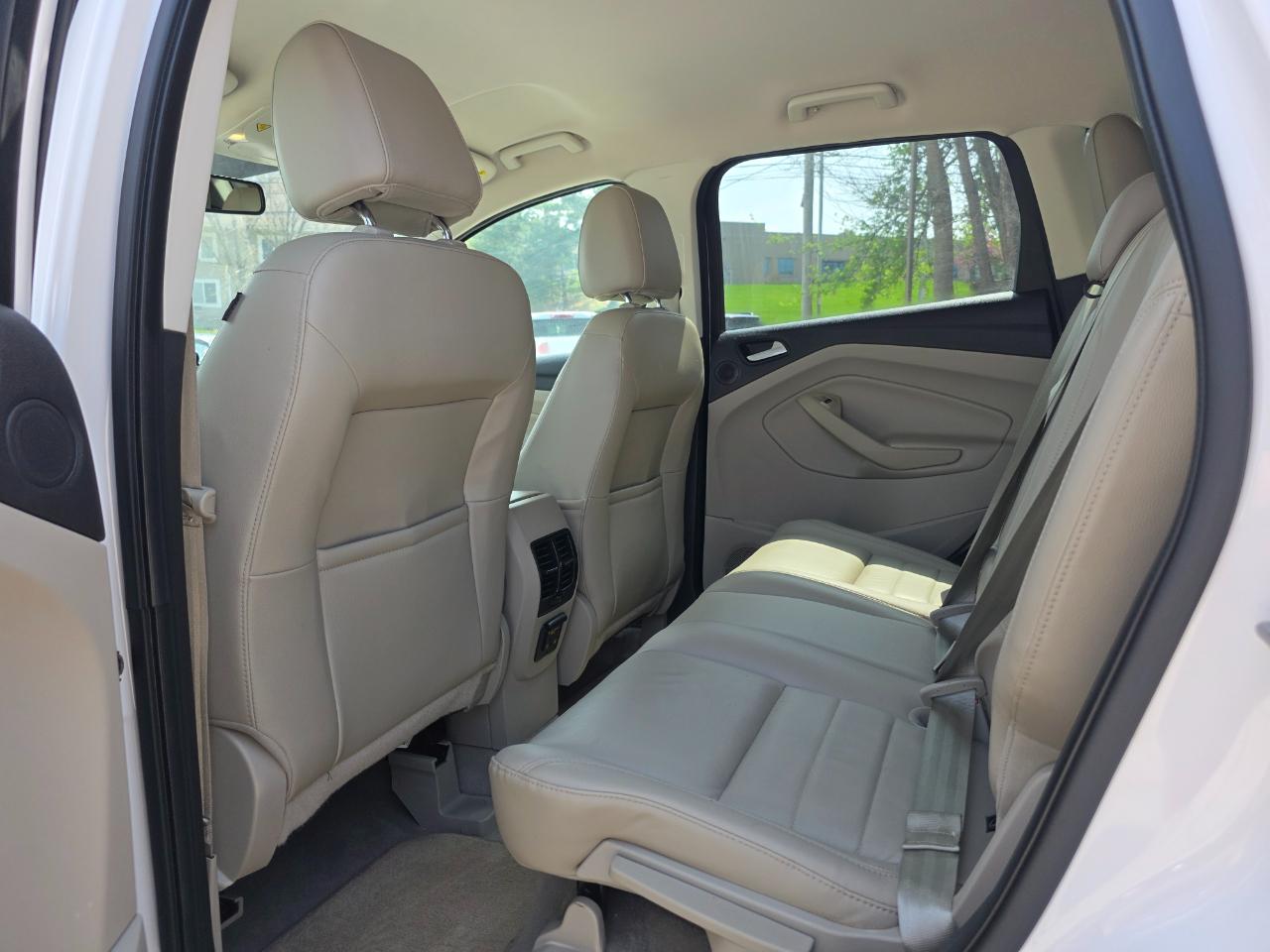 Ford Escape 4WD 4dr Titanium 2015