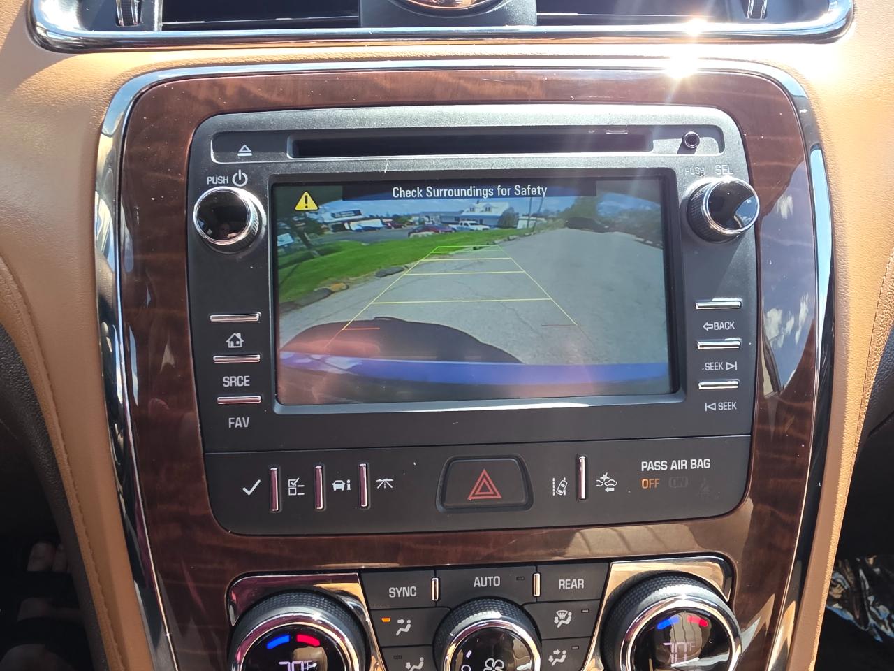 Buick Enclave AWD 4dr Leather 2014