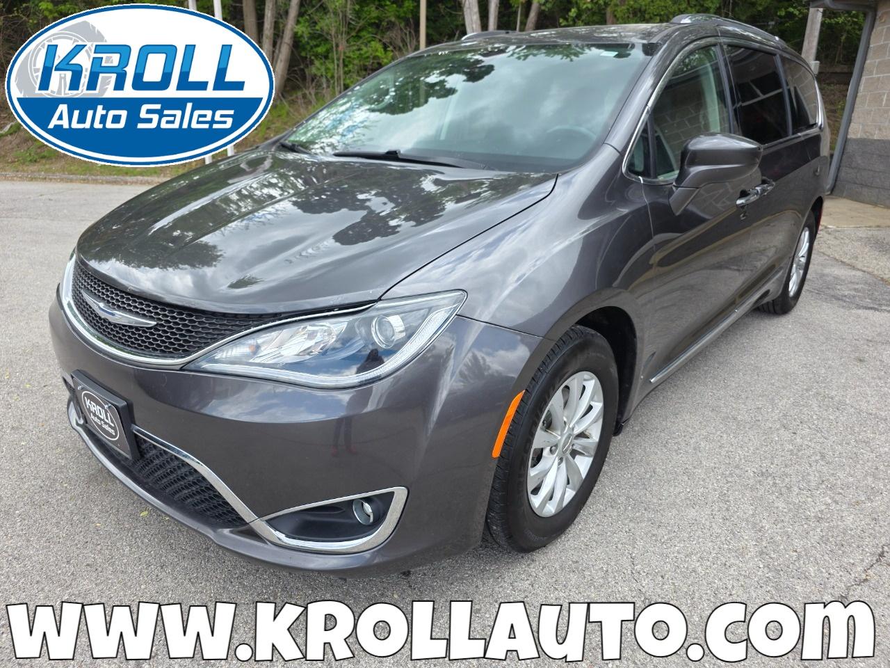 2018 Chrysler Pacifica Touring L FWD