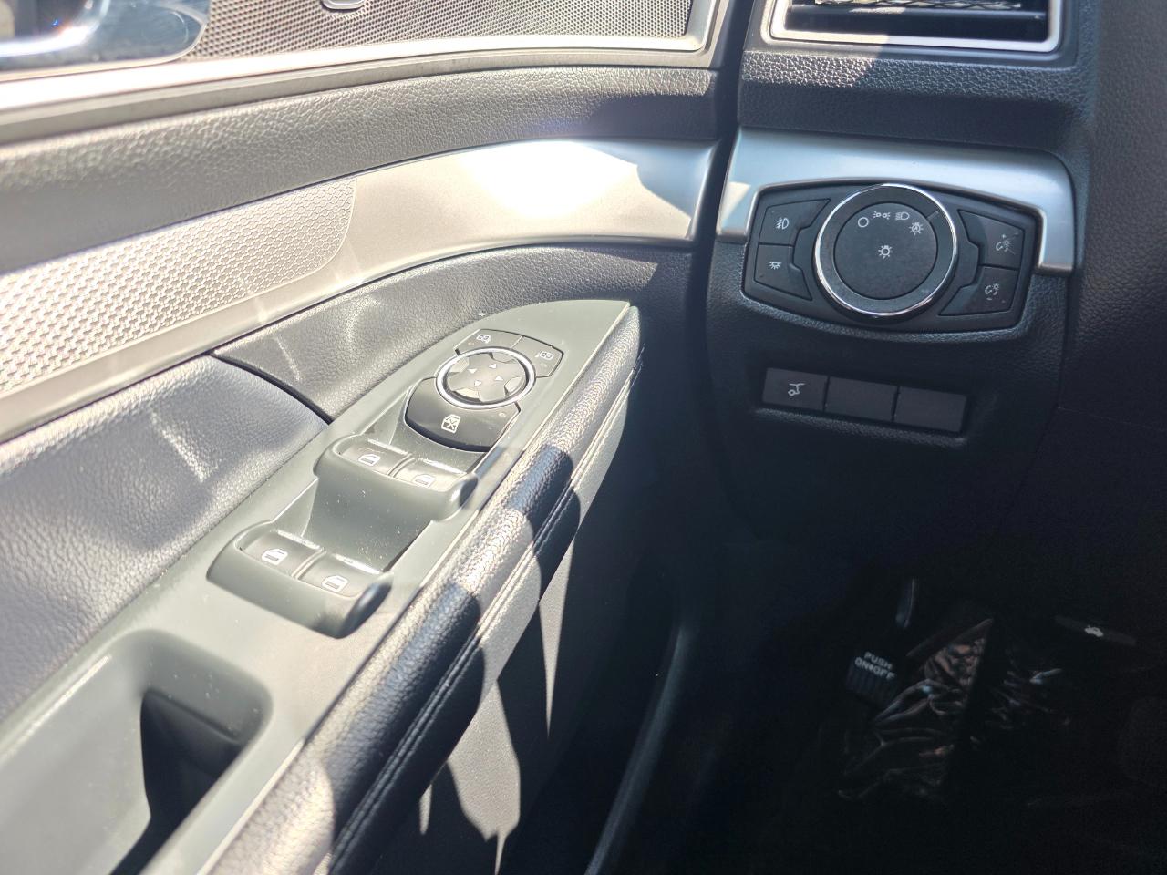 Ford Explorer XLT 4WD 2017