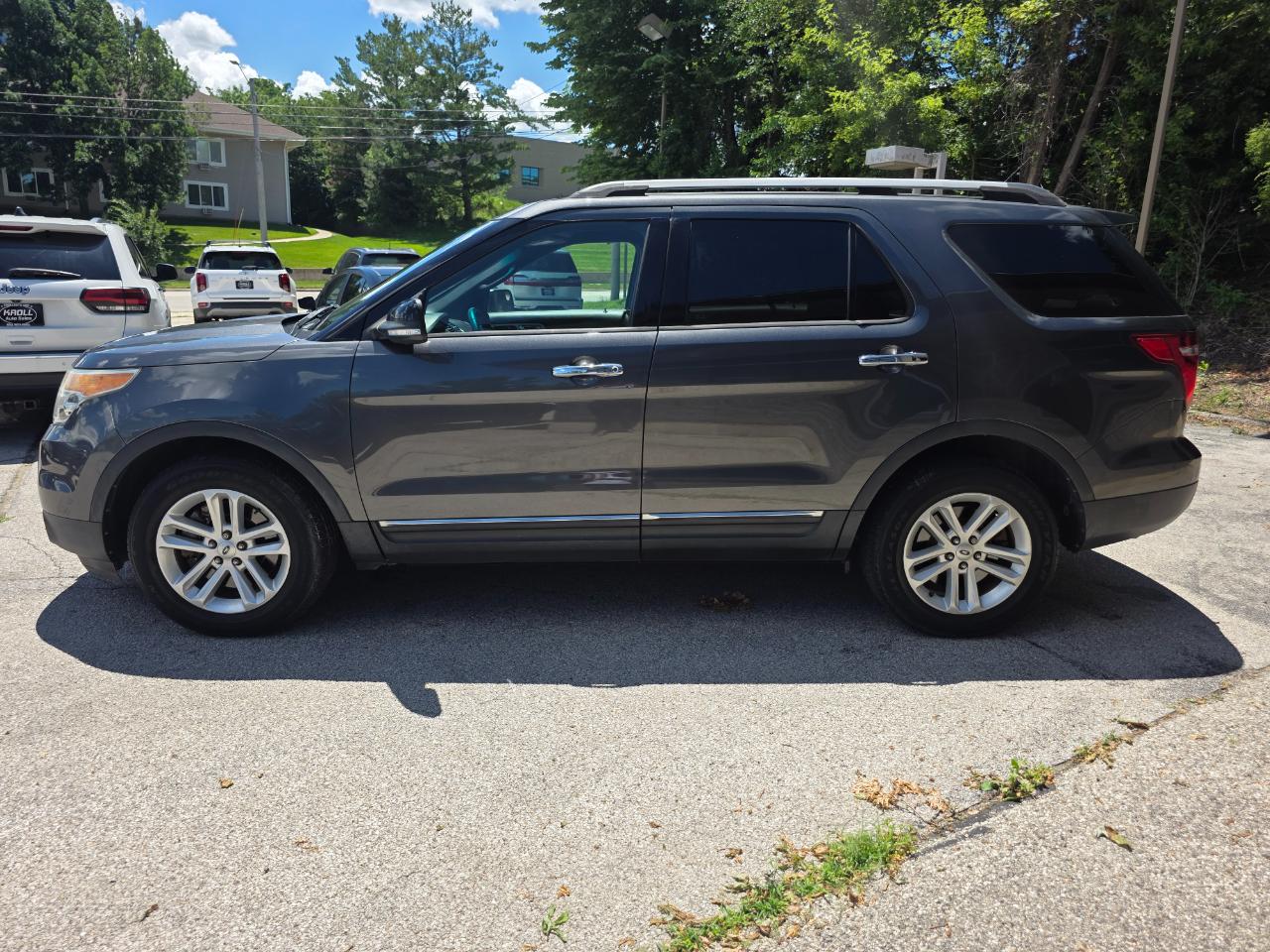Ford Explorer FWD 4dr XLT 2015