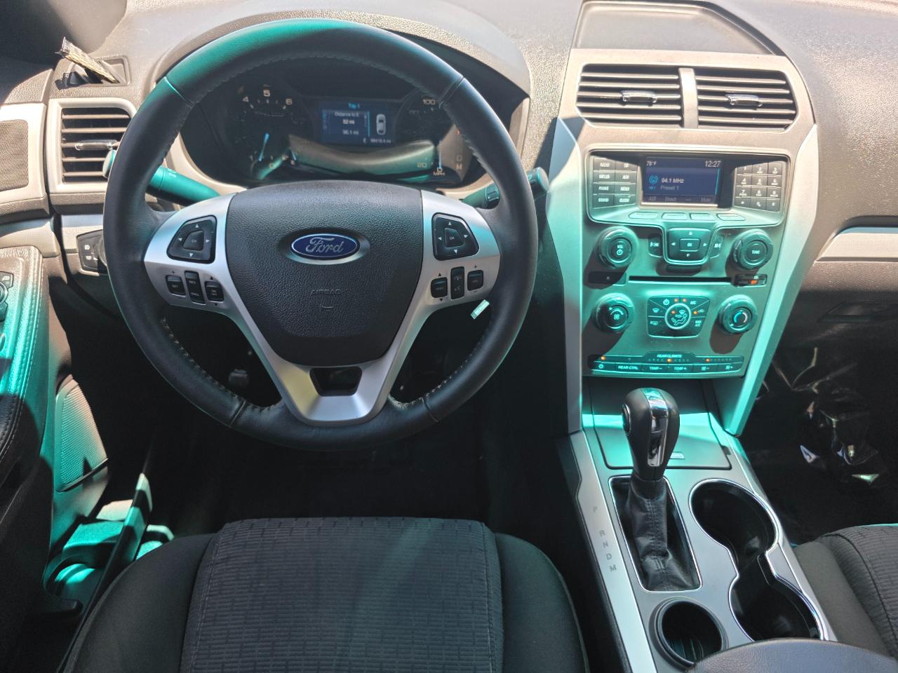 Ford Explorer FWD 4dr XLT 2015