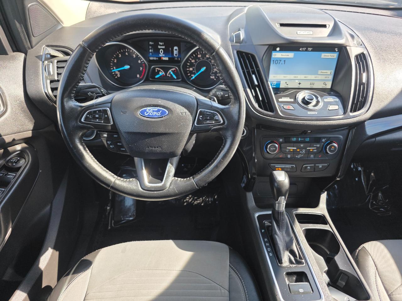 Ford Escape Titanium 4WD 2017