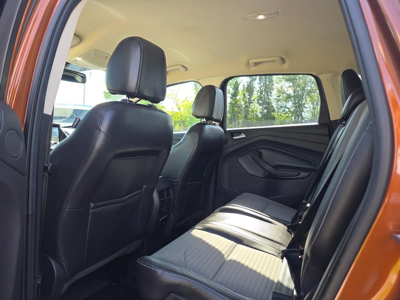 Ford Escape Titanium 4WD 2017